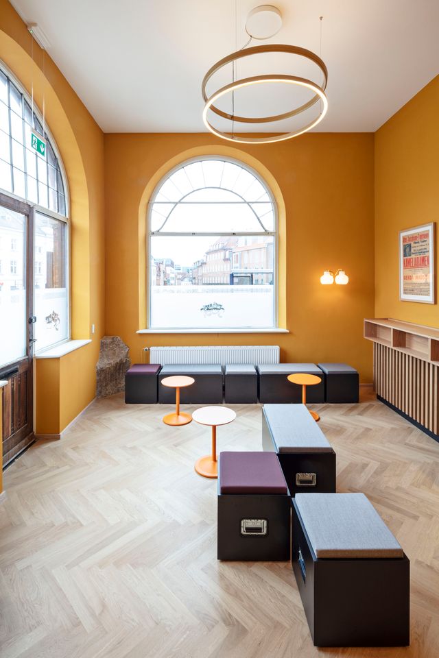 radiatorskjuler i eg – snedkerløsning