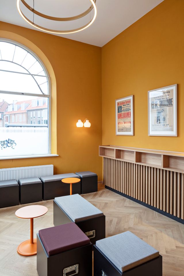 radiatorskjuler i eg – snedkerløsning