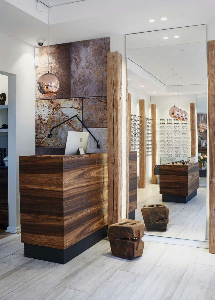 brillebutik ilkjær optiker butiksinventar