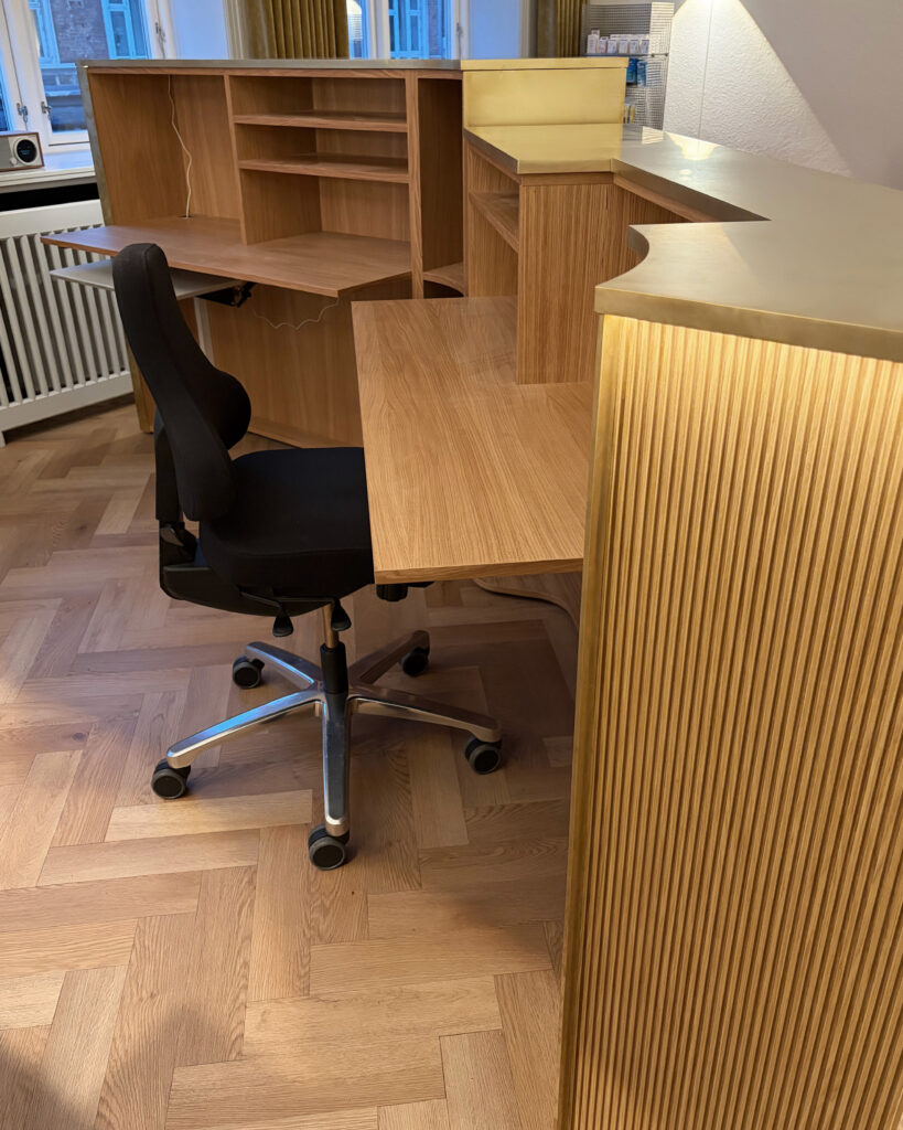 Tandlægerne Frederiksbjerg tandlægeskranke skranke